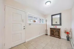 46 Hardy Ln, Westbury, NY 11590 - Photo 6