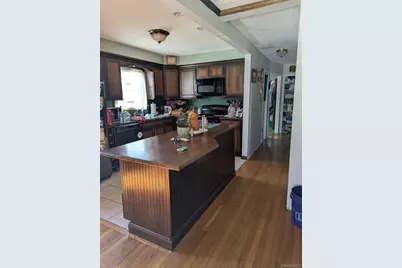 [Address not provided], Bay Shore, NY 11706 - Photo 2