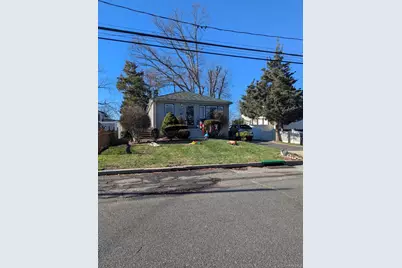 [Address not provided], Bay Shore, NY 11706 - Photo 10