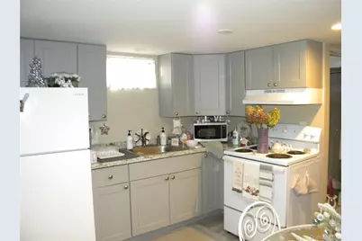 79 S Evergreen Drive, Selden, NY 11784 - Photo 32