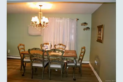 79 S Evergreen Drive, Selden, NY 11784 - Photo 14