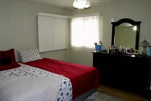 79 S Evergreen Dr, Selden, NY 11784 - Photo 18