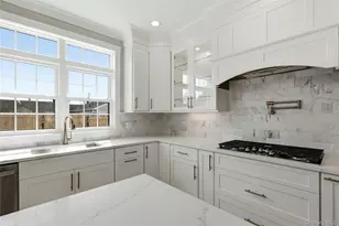 3390 Woodward Ave, Wantagh, NY 11793 - Photo 22