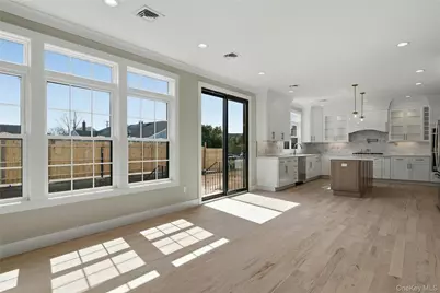 3390 Woodward Avenue, Wantagh, NY 11793 - Photo 20