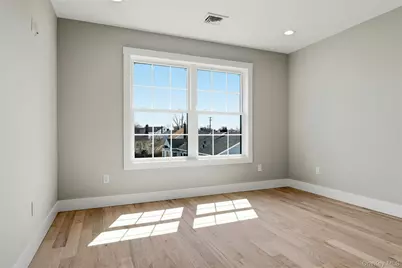 3390 Woodward Avenue, Wantagh, NY 11793 - Photo 28