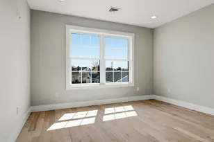 3390 Woodward Ave, Wantagh, NY 11793 - Photo 28