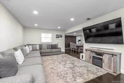 702 10th Avenue, East Northport, NY 11731 - Photo 4