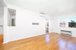 80-10 165th St, Flushing, NY 11432 - Photo 14