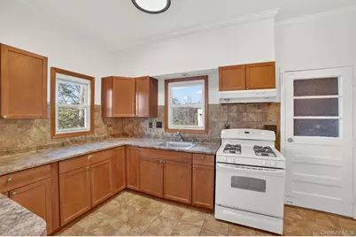 43 Arthur Place, Yonkers, NY 10701 - Photo 12