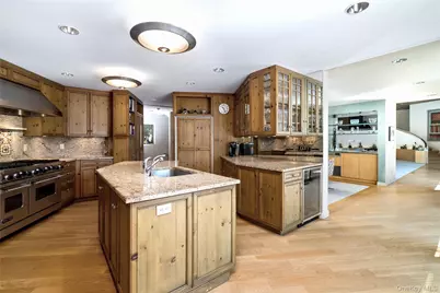 20 Cole Drive, Armonk, NY 10504 - Photo 10