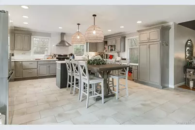 112 Pleasant View Road, Pleasant Valley, NY 12569 - Photo 10