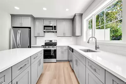 670 E Main Street, Jefferson Valley, NY 10535 - Photo 6