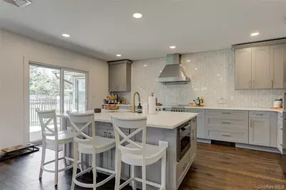189 Old Westbury Road, Old Westbury, NY 11568 - Photo 10