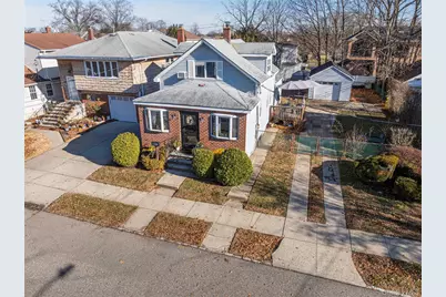 155 McKee Street, Floral Park, NY 11001 - Photo 4
