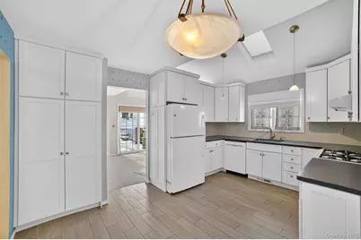 23 Berrybush Lane, Hastings on Hudson, NY 10706 - Photo 10