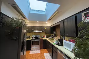 30 Oakcrest Ave, Middle Island, NY 11953 - Photo 8