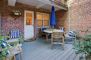 25 Chapel Pl, Great Neck, NY 11021 - Photo 20