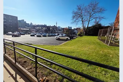 16420 Highland Avenue #2V, Jamaica, NY 11432 - Photo 2