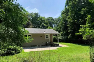 509 E Broadway, Port Jefferson, NY 11777 - Photo 6