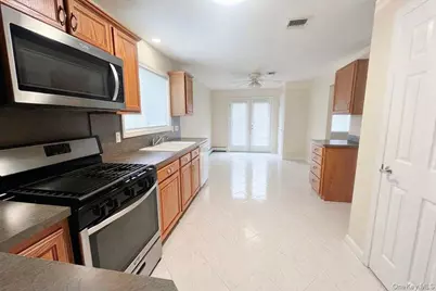 30 Church Street, Nanuet, NY 10954 - Photo 2