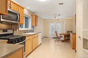 30 Church St, Nanuet, NY 10954 - Photo 8