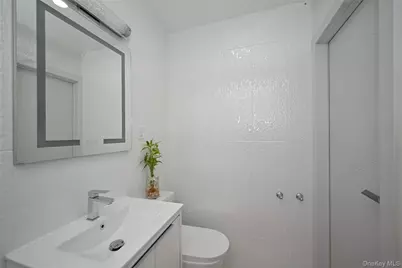 100-25 Queens Boulevard #7M, Forest Hills, NY 11375 - Photo 14