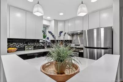 14 Scenic Drive #Unit 14T, Croton on Hudson, NY 10520 - Photo 10