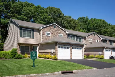 5000 Townhouse Drive #3102, Coram, NY 11727 - Photo 1