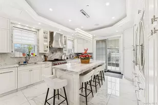 81-05 139th St, Briarwood, NY 11435 - Photo 6