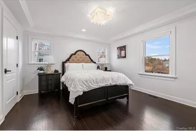 19 W Tiana Road, Hampton Bays, NY 11946 - Photo 38