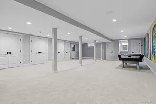 19 W Tiana Rd, Hampton Bays, NY 11946 - Photo 26