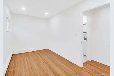 468 Ferndale Boulevard, Islip, NY 11751 - Photo 16