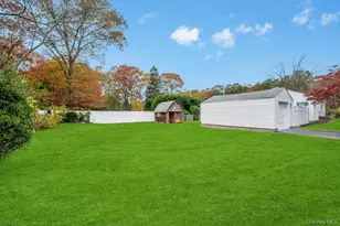 468 Ferndale Blvd, Islip, NY 11751 - Photo 24