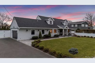 320 Clearview Lane, Massapequa, NY 11758 - Photo 30