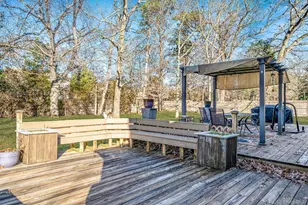 9 Minto Ct, Centereach, NY 11720 - Photo 32