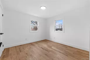 19 Hicks Ave, Syosset, NY 11791 - Photo 20