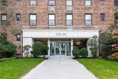 226-26 Union Turnpike #1R, Bayside, NY 11364 - Photo 2