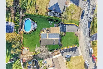 15 Penn Drive, Smithtown, NY 11787 - Photo 14