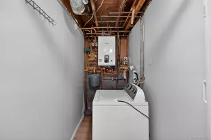 23 Bridle Path, Newburgh, NY 12550 - Photo 30