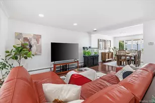 59 Hazelwood Dr, Jericho, NY 11753 - Photo 6