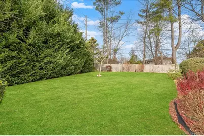 59 Hazelwood Drive, Jericho, NY 11753 - Photo 40