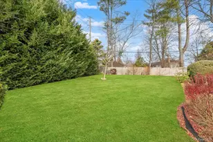 59 Hazelwood Dr, Jericho, NY 11753 - Photo 40