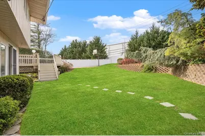 59 Hazelwood Drive, Jericho, NY 11753 - Photo 38