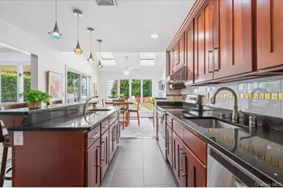 59 Hazelwood Drive, Jericho, NY 11753 - Photo 14