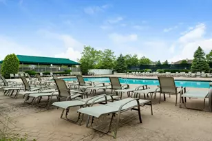 986 Madeira Blvd, Melville, NY 11747 - Photo 30