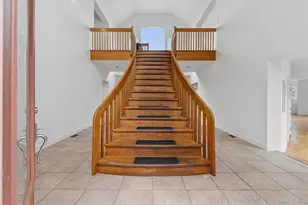 83 Prospect Hill Ln, Montauk, NY 11954 - Photo 4