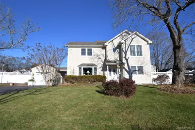 7 Maple Road, Middle Island, NY 11953 - Photo 4