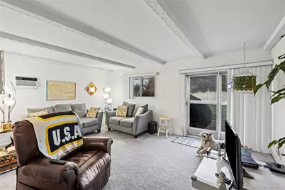 2929 Mandalay Beach Road, Wantagh, NY 11793 - Photo 10