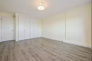 2 Bay Club Dr, Bayside, NY 11360 - Photo 12