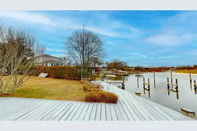 65 Little Pine Lane, East Quogue, NY 11942 - Photo 20